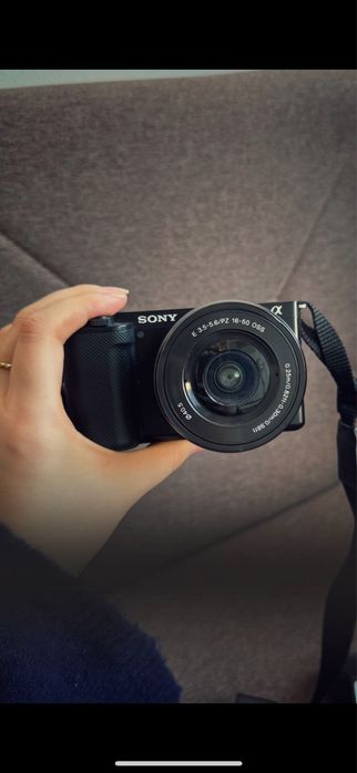 продам камеру Sony ZV-E10 KIT 16- 50mm