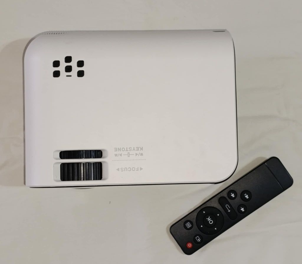 Проектор Aun w18 led