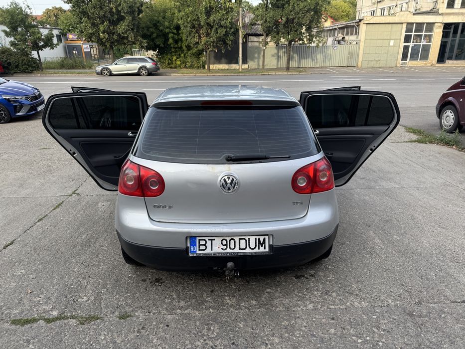 VW Golf 5 din 2005 motor 1.9 Tdi 6+1 trepte. Motor BKC