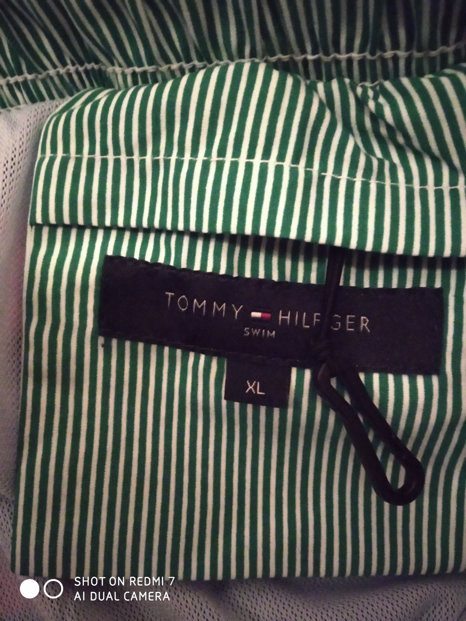 Панталонки TOMMY HILFIGER ,XL размер цена 50лв