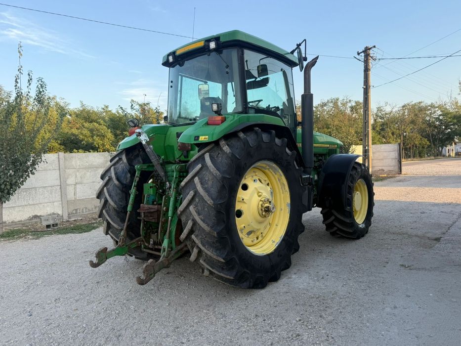 Tractor John Deere 8200