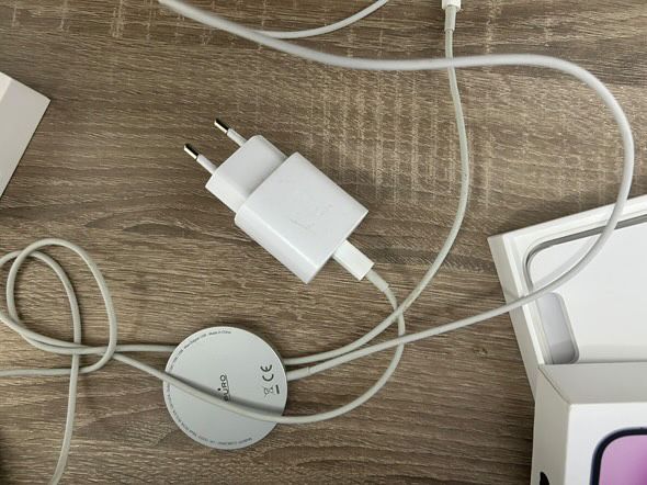 IPHONE 14 PRO Перфектен