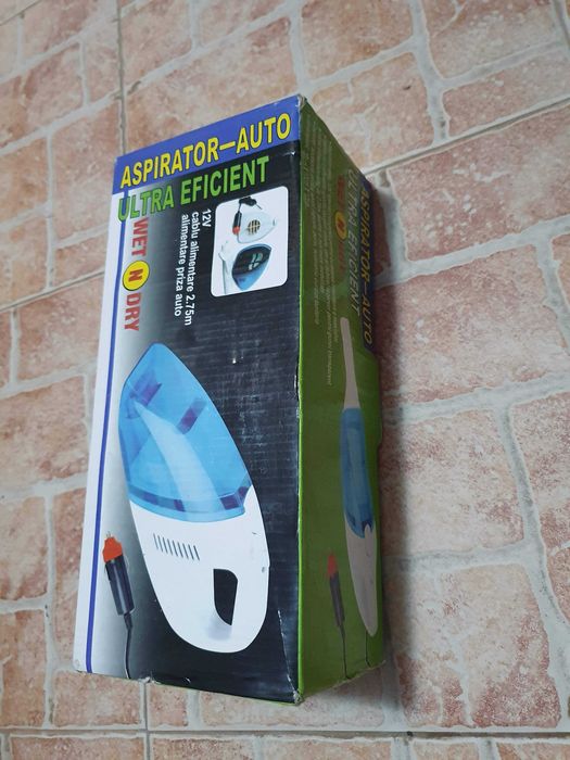 Aspirator masina 12v cu fir