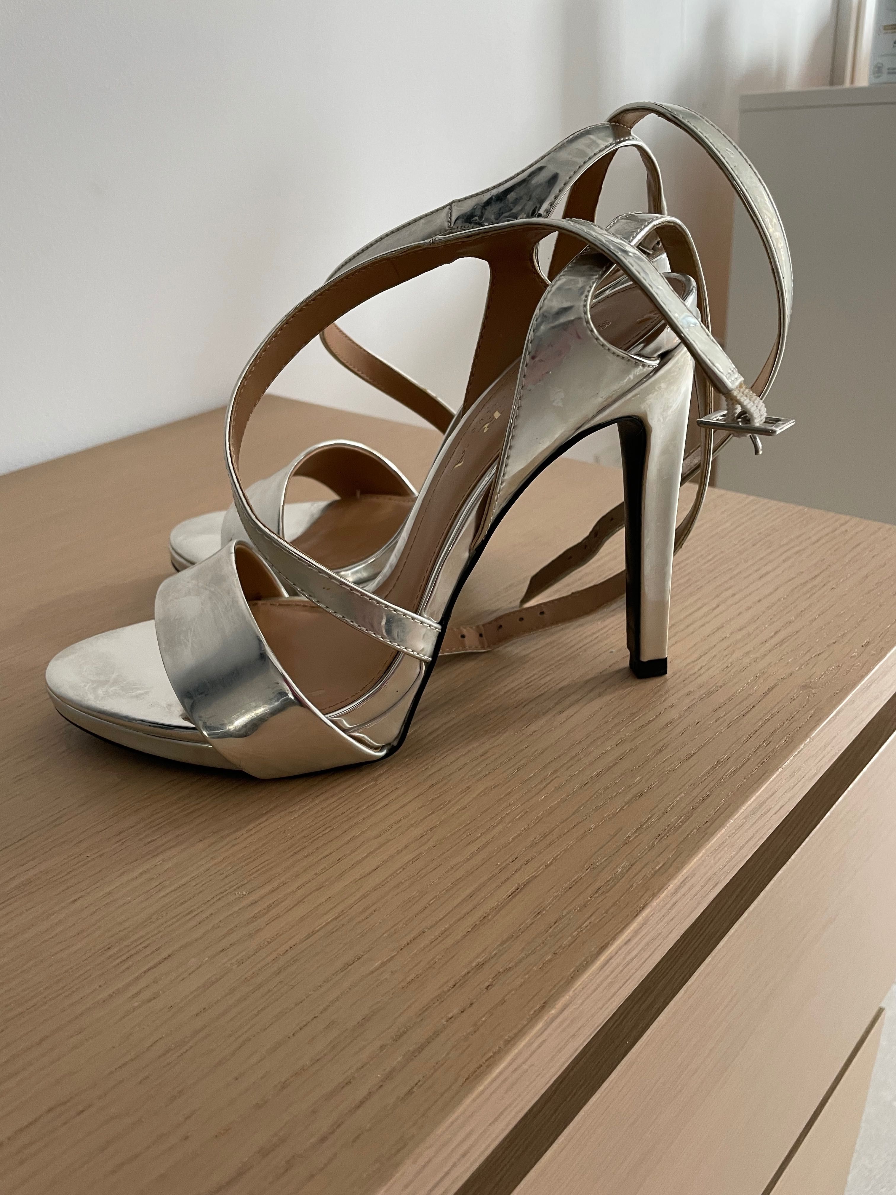 pantofi ZARA argintii