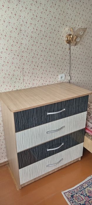 Продам комод в отличном  состоянии