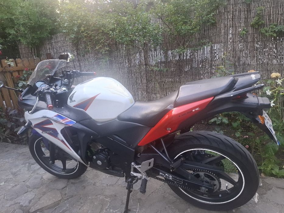 Honda CBR 125/ 2011