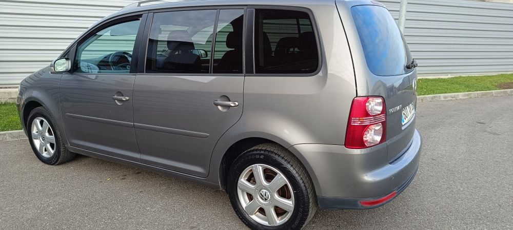 VW Touran Facelift 2008 1.9 Tdi Bxe Fara filtru 5locuri  6 trepte