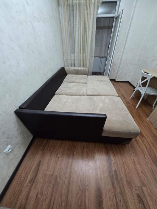 Продам диван угловой