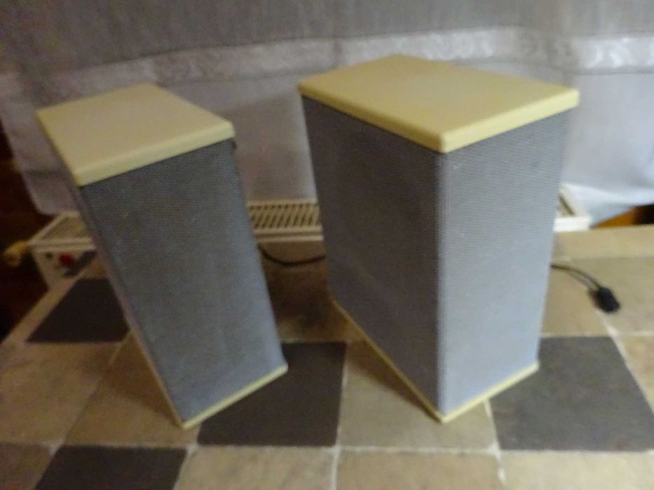 Set boxe vintage pe doua cai/ Telefunken L20
