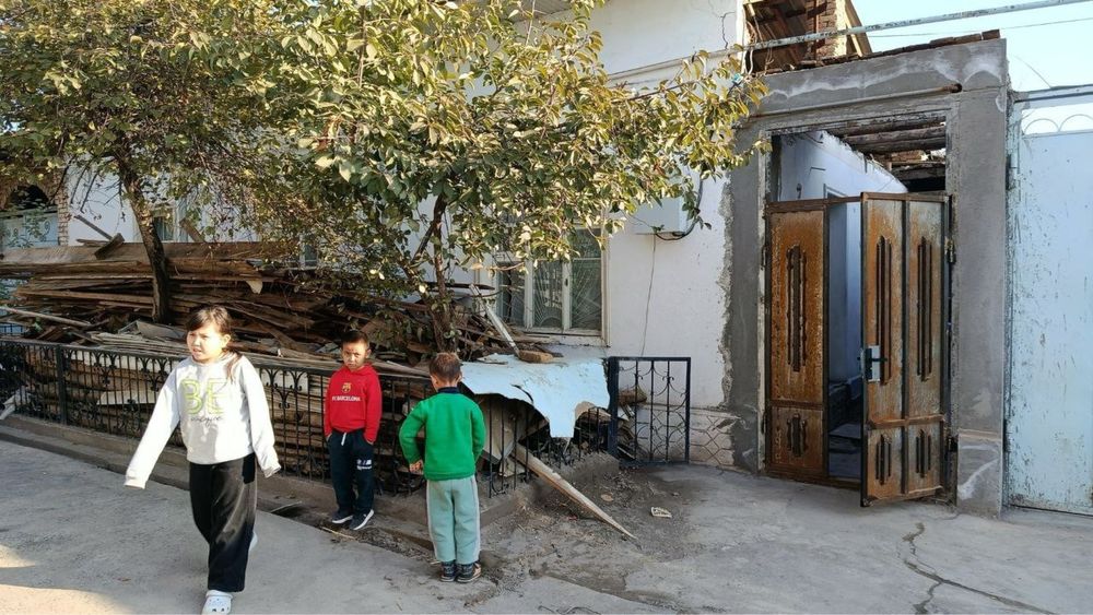 Продаётся дом (участок ) в городе Кибрай