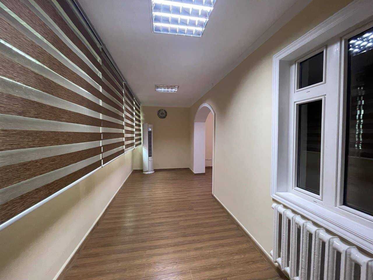 Офис ул.Нукус Гламур 5-кабинетов 154 м² 1-этаж ремонт мебель 2-линия