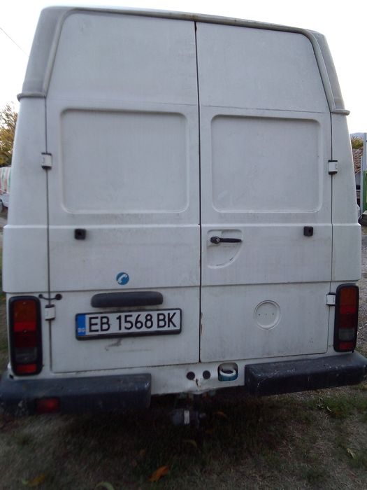 Фолксваген LT 31 D Дълга база,хидравлика на волана нови гуми обслужен.