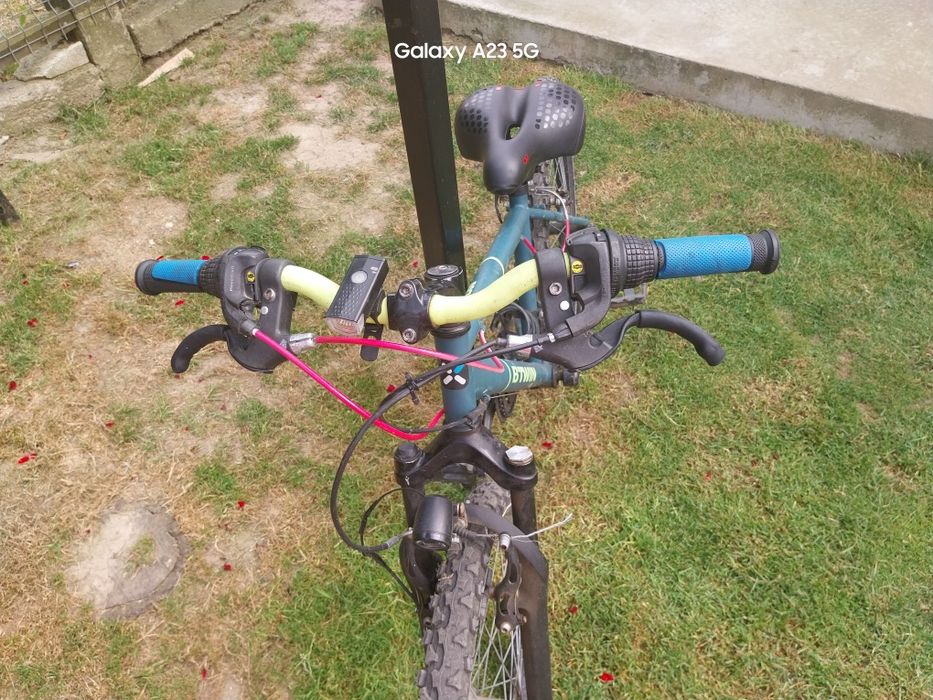 Vând bicicleta,BTWIN