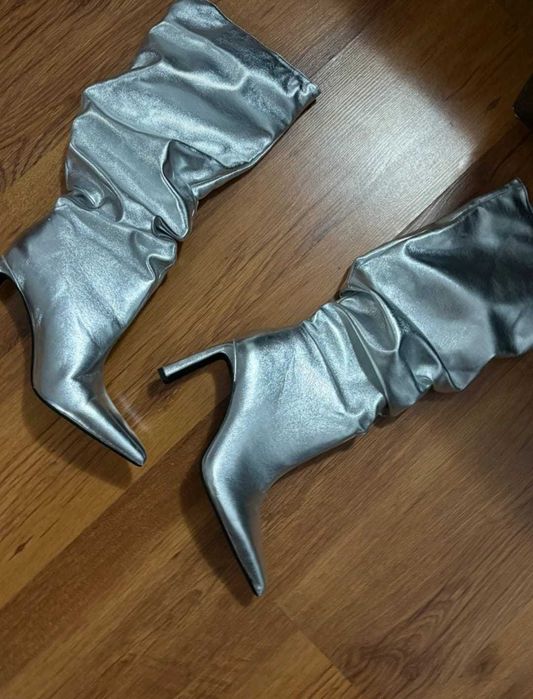 Cizme argintii - Marimea 37