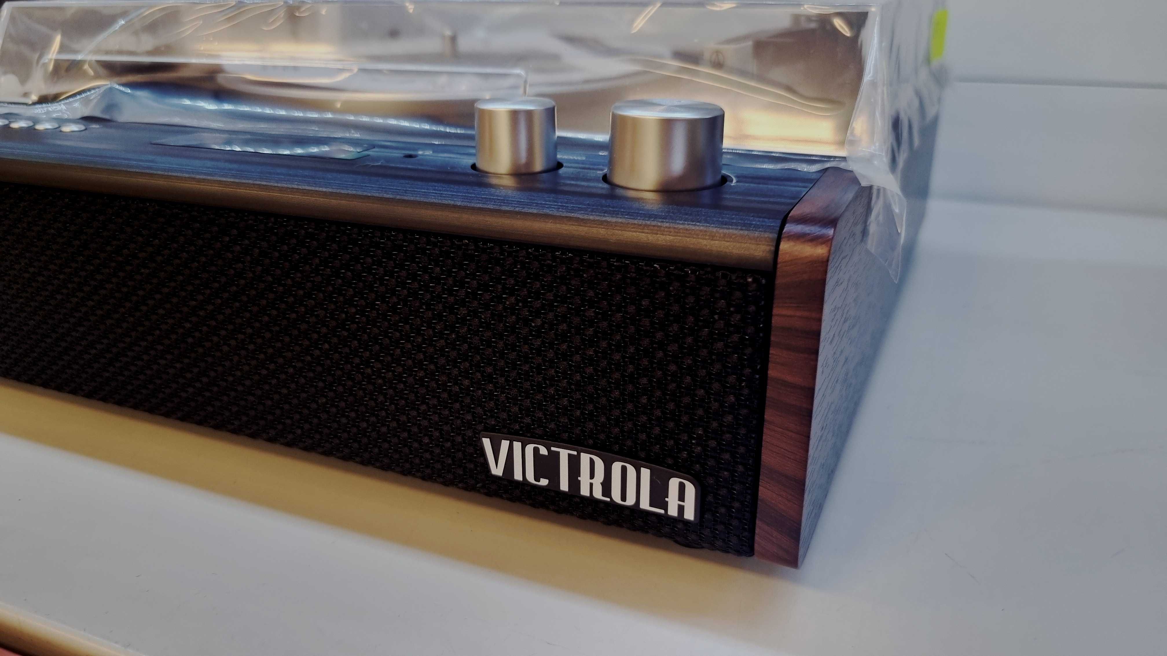 Грамофон Victrola Eastwood VTA 72 BAM Black ЧИСТО НОВ