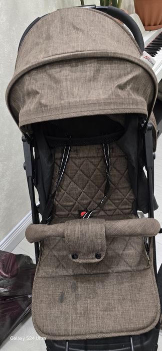 Коляска прогулочная