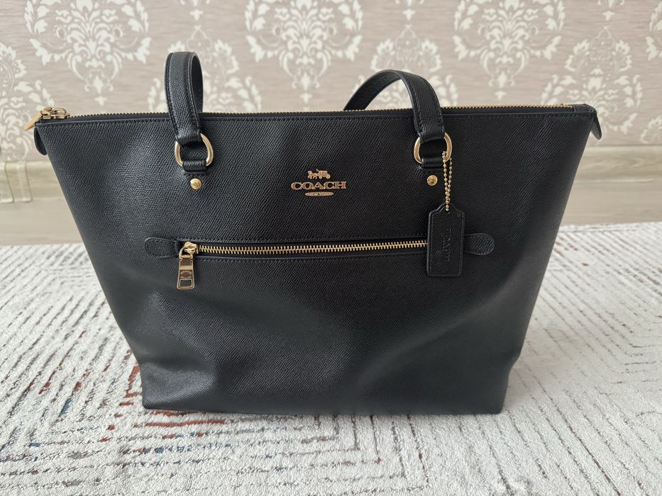 Продаются женские сумки