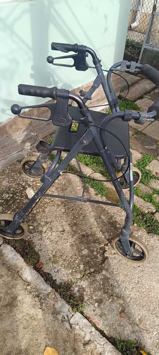 Продавам ролатор