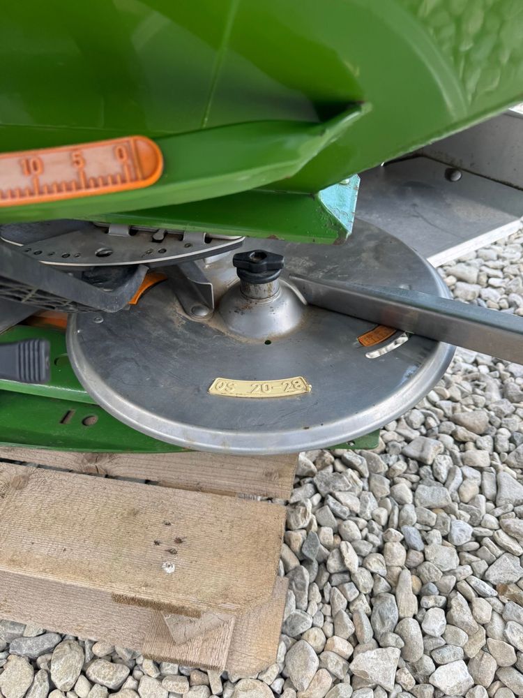 Distribuitor ingrasamant Amazone ZAM MAXIS 1500