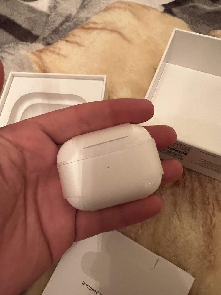 AirPods Pro оригинальный с коробкой с гарантией