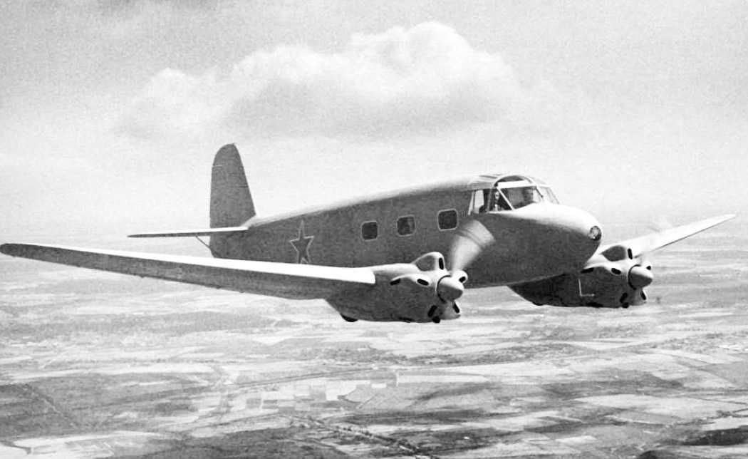 сборная модель самолёта Як-6 в масштабе 1/72 развивающий конструктор