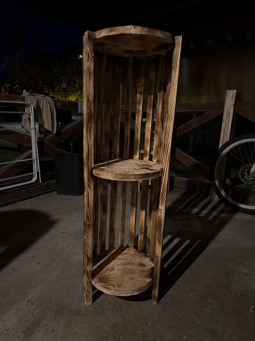 Vând corpuri decorative din lemn