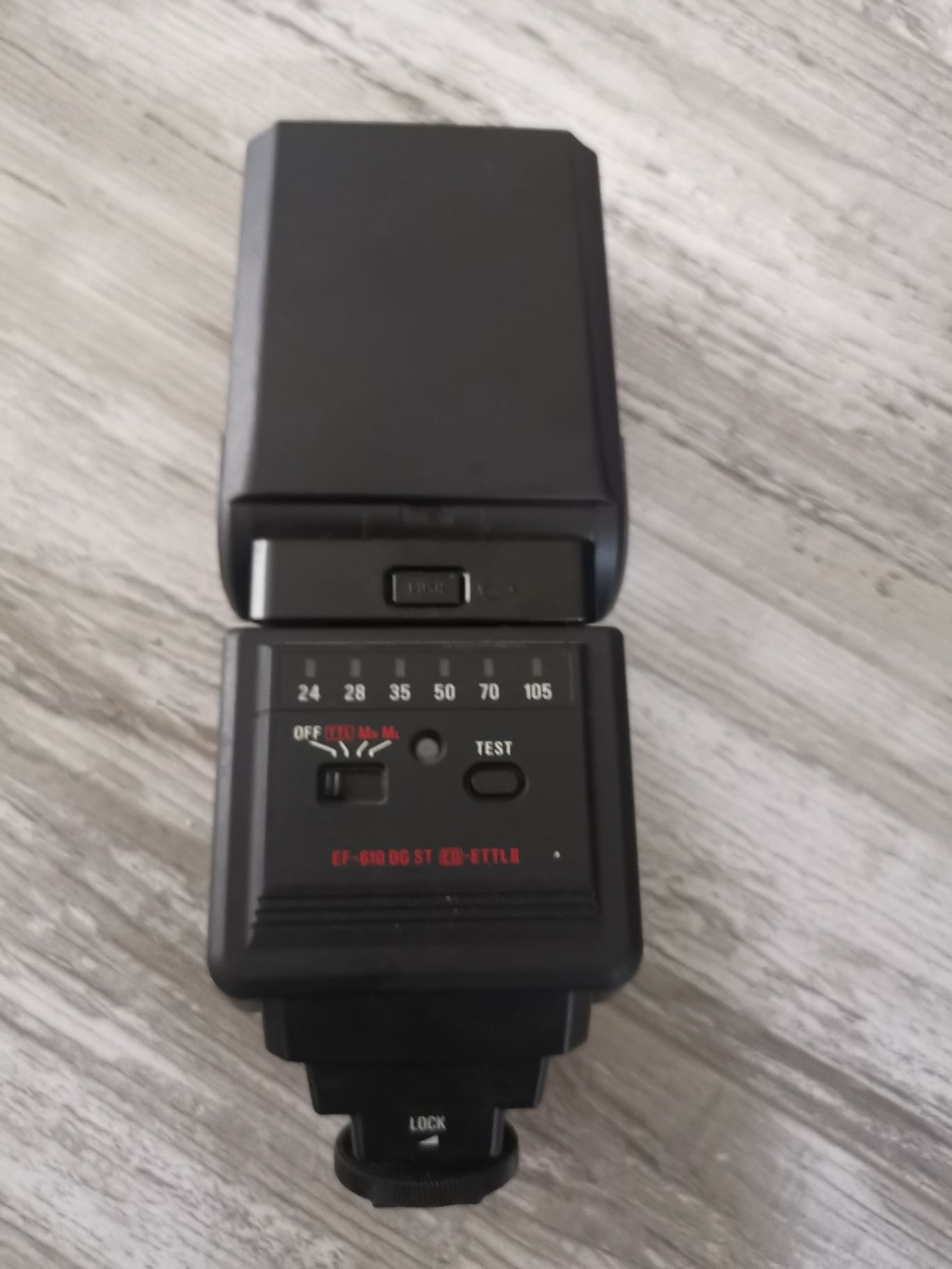 Светкавица Sigma EF-610