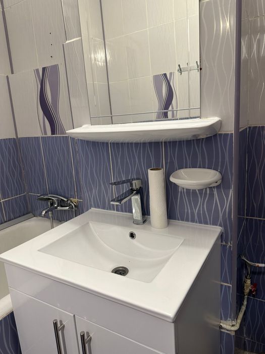 Prima chirie/ apartament 2 camere sector 4 renovat (loc parcare bonus)