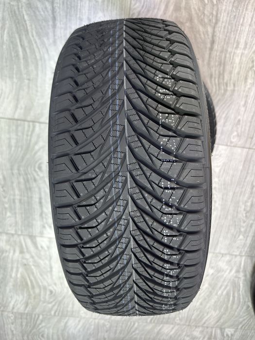 Аытошины Austone 225-55 r17 доставка по городу