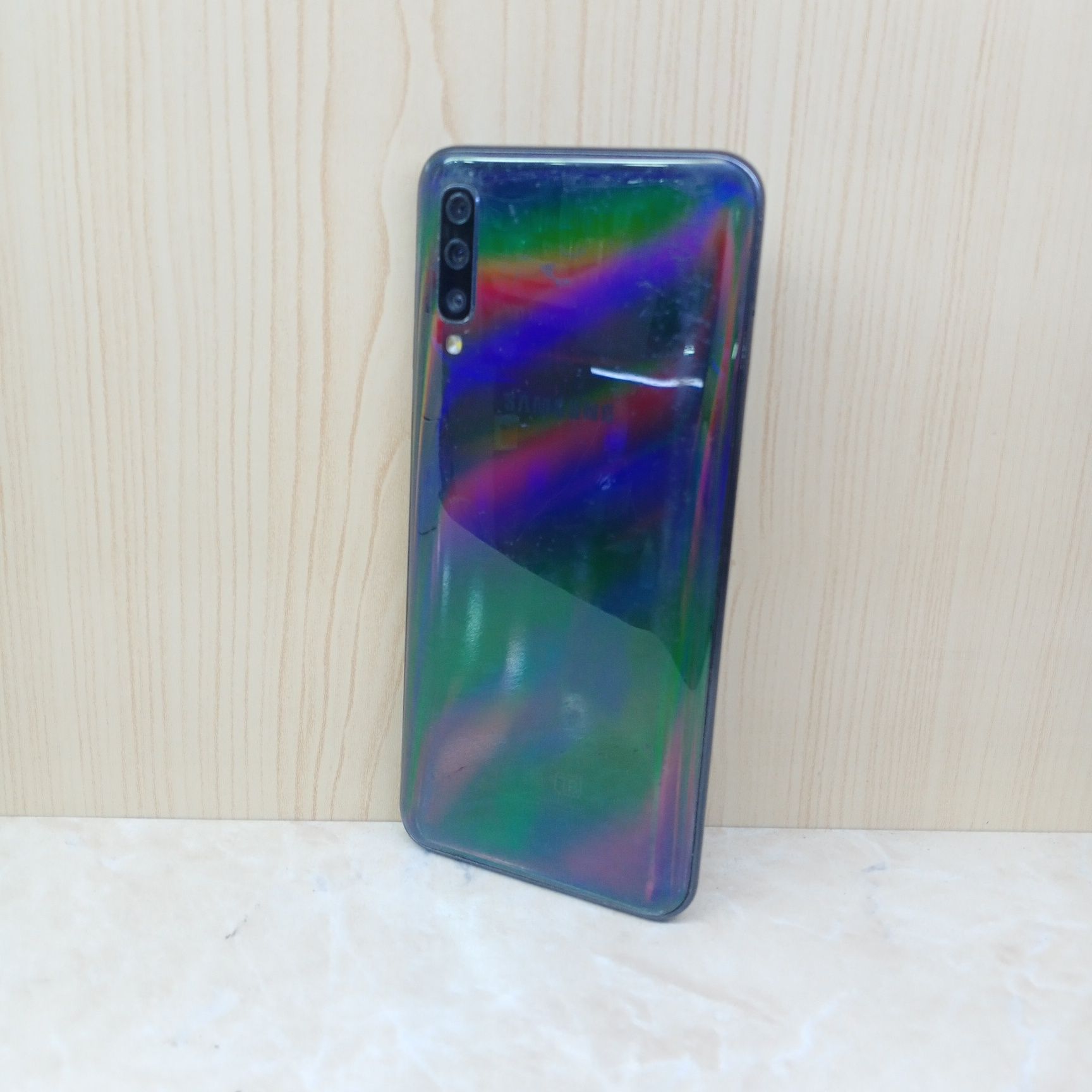 Samsung A50 srochna sotiladi