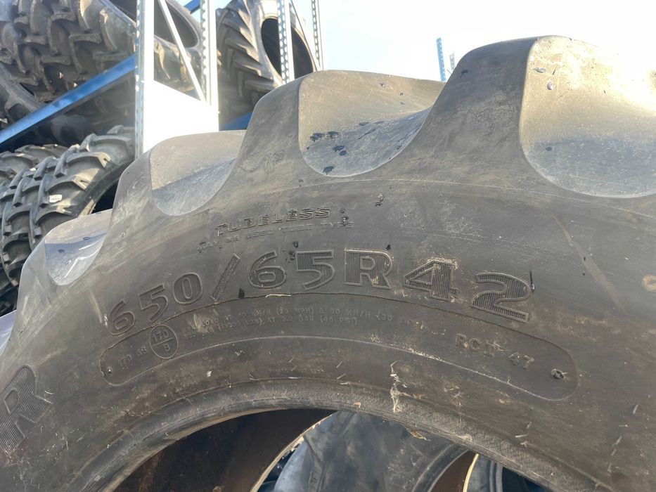 OCAZIE 650/65r42 cauciuc second hand GoodYear Radiale Tractor Case