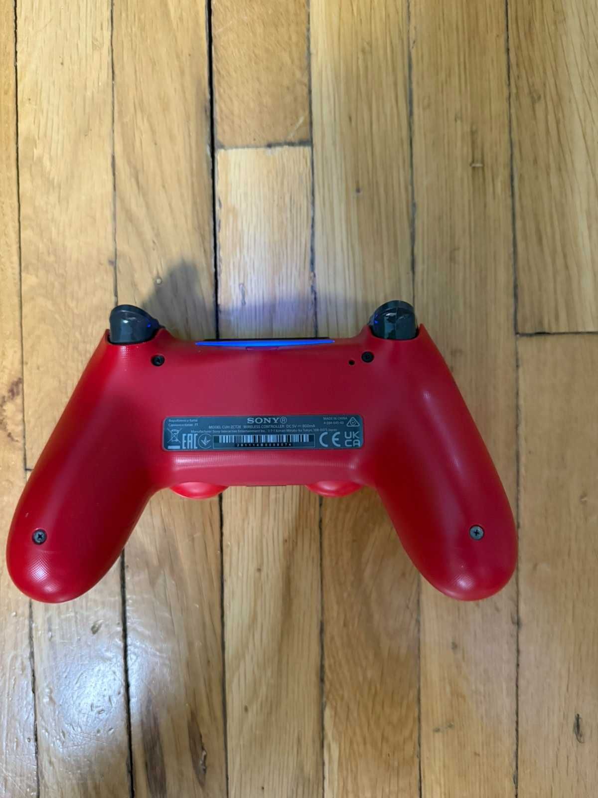 PS4 pro 1TB  в добро състояние