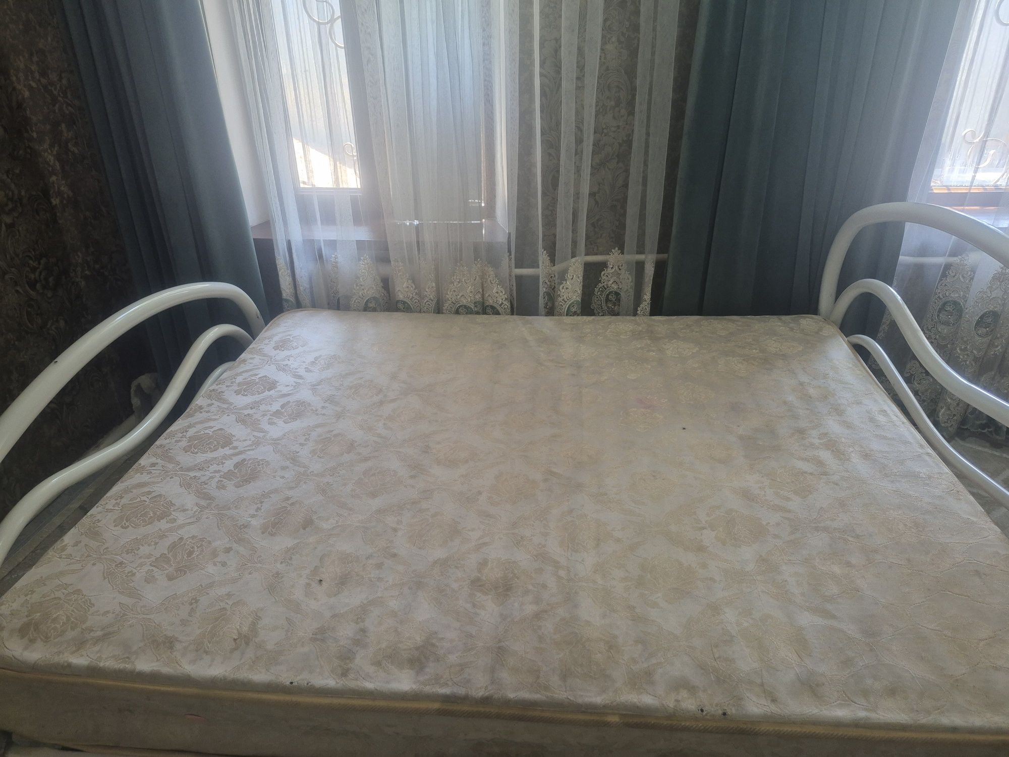 Продается кровать