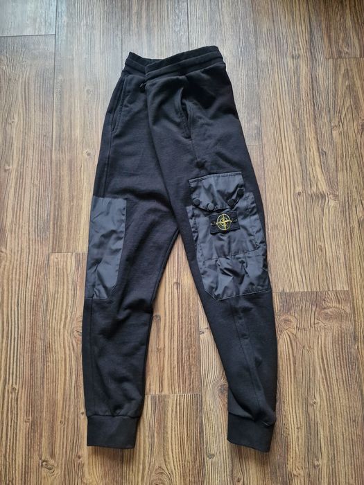 Страхотен мъжки екип STONE ISLAND размер M