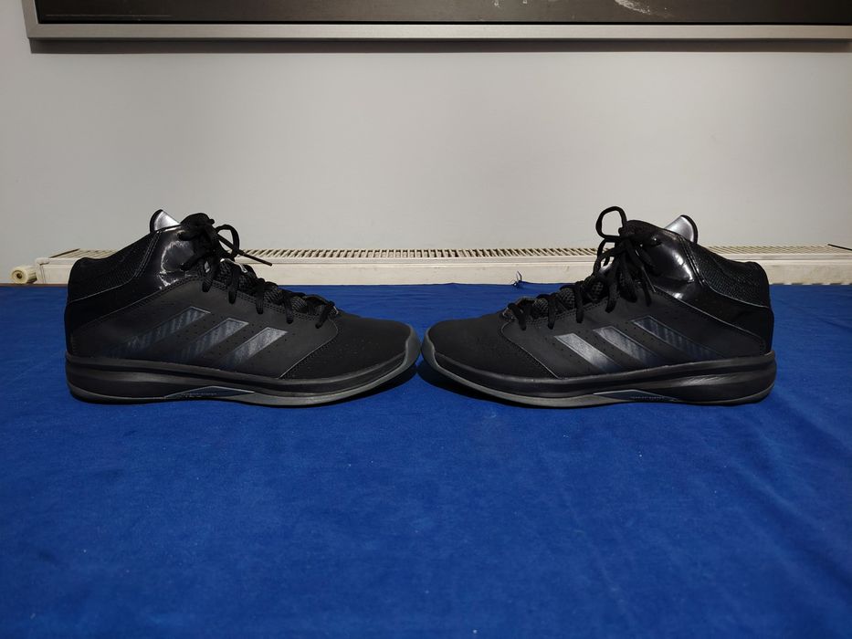 ADIDAS Performance Isolation 2, mărimea 45, interior 29 cm.