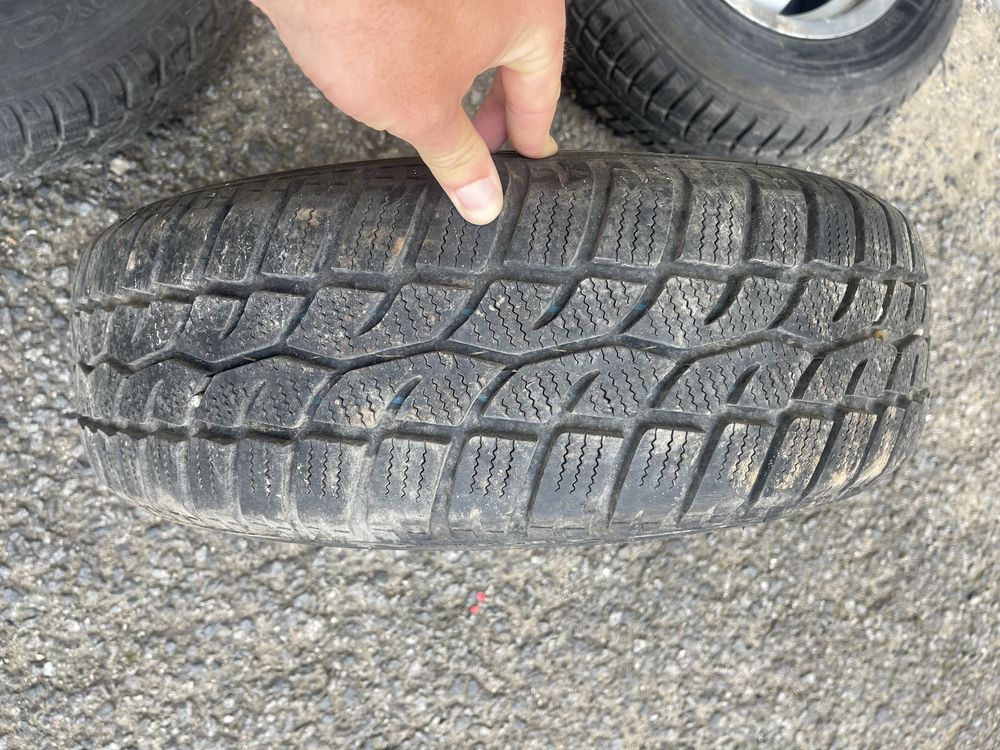 Vand 5 bucati anvelope+ janta 185/70 R13 m+s Tokyo
