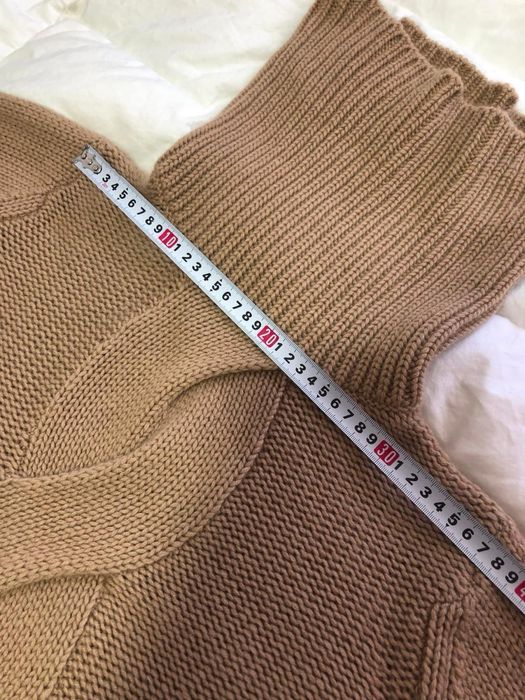 Pulover casmir marimea S lejer stare perfecta