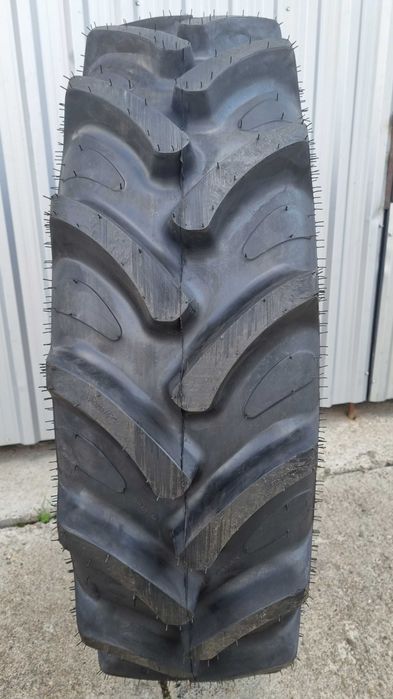 340/85 R28 cauciucuri RADIALE noi anvelope cu garantie 13.6-28