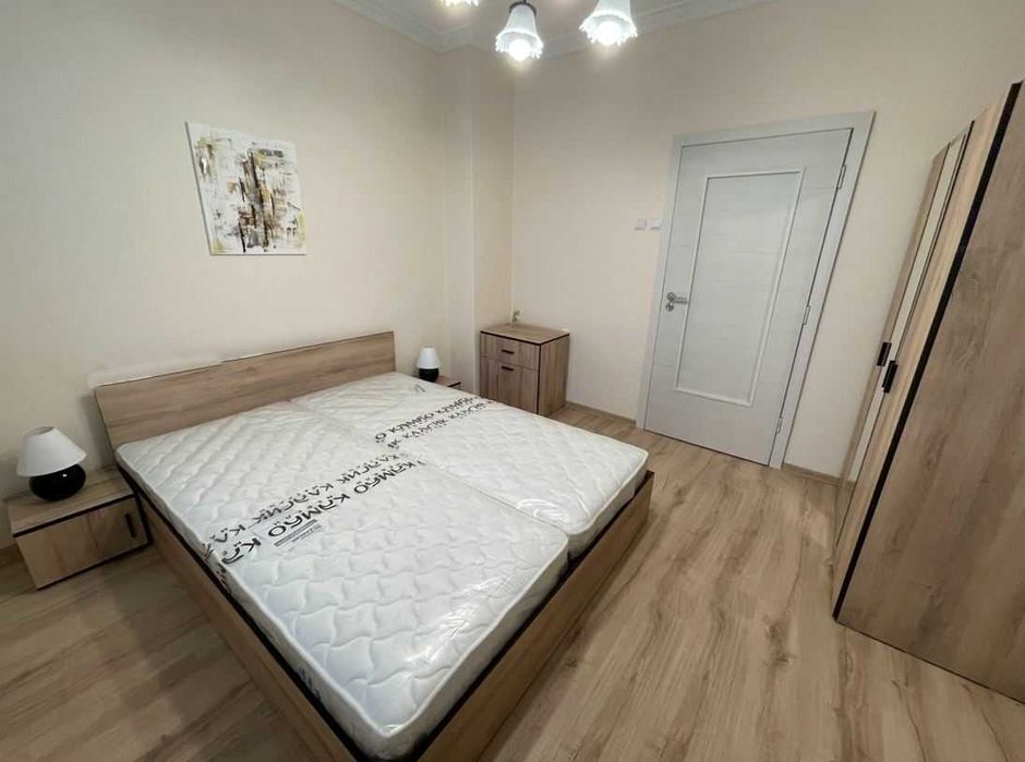 Тристаен апартамент, под наем, кв. Базар Левски