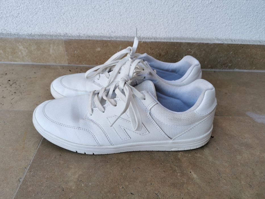 Pantofi New Balance 425 mar. 44