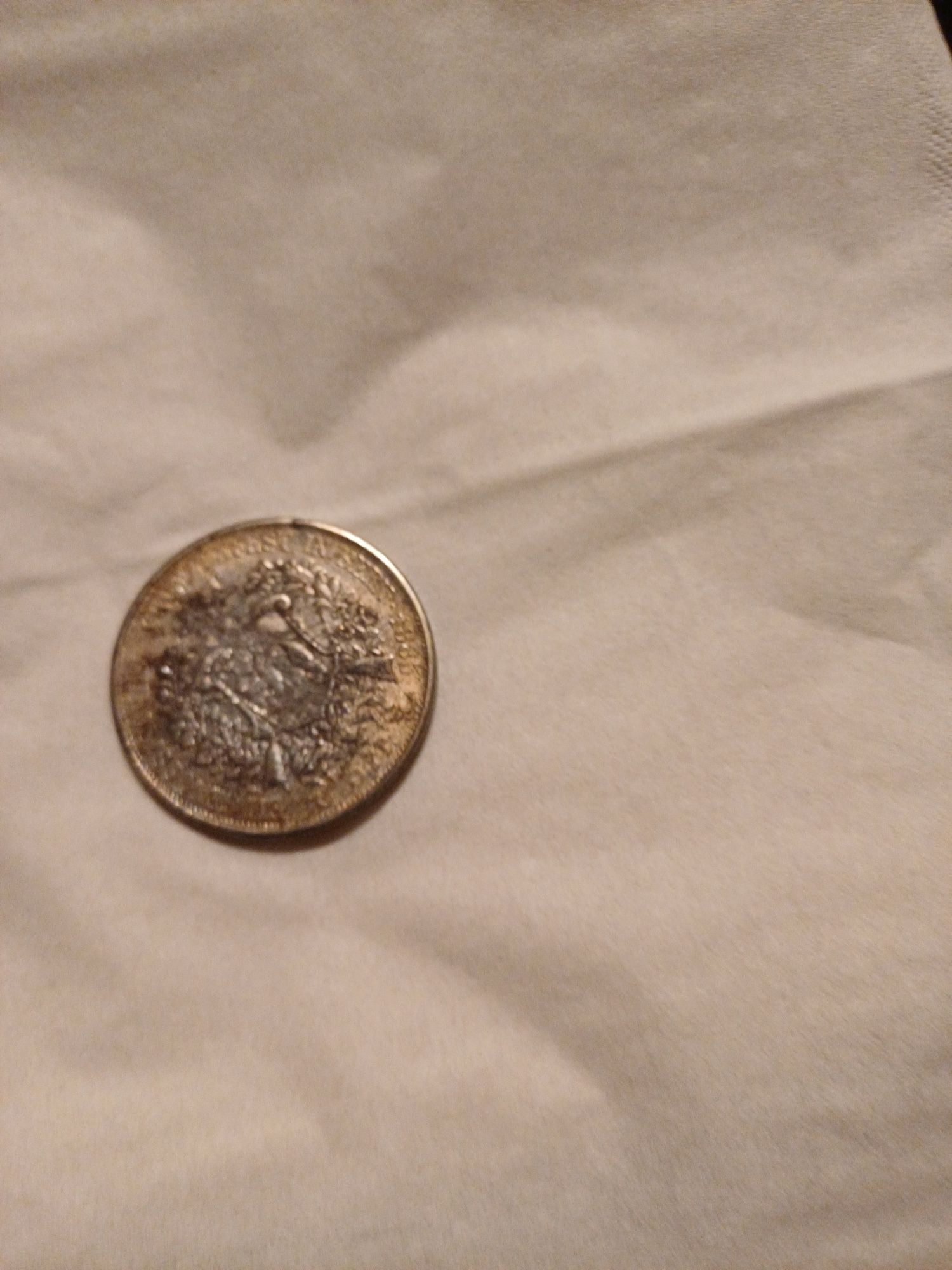 Vând moneda veche an 1885