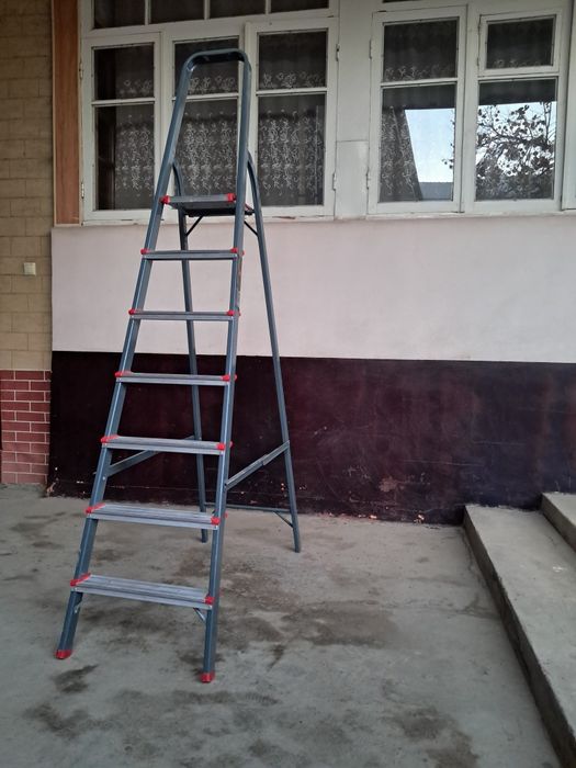 Лестница продаётся Нарвон сотилади