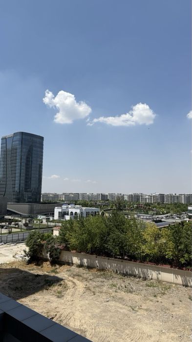 Срочно продаётся 3/5/51/65 м2 квартира с террассой в Nest One