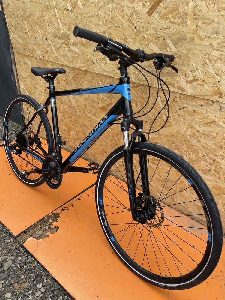 Bicicleta Boardman Sport frane pe disc hidraulice roti 28”