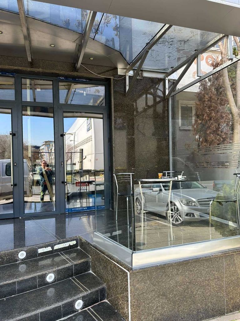 Дава се под наем Офис в Пловдив, Христо Смирненски - 30 кв.м за 765 € - Снимка #5