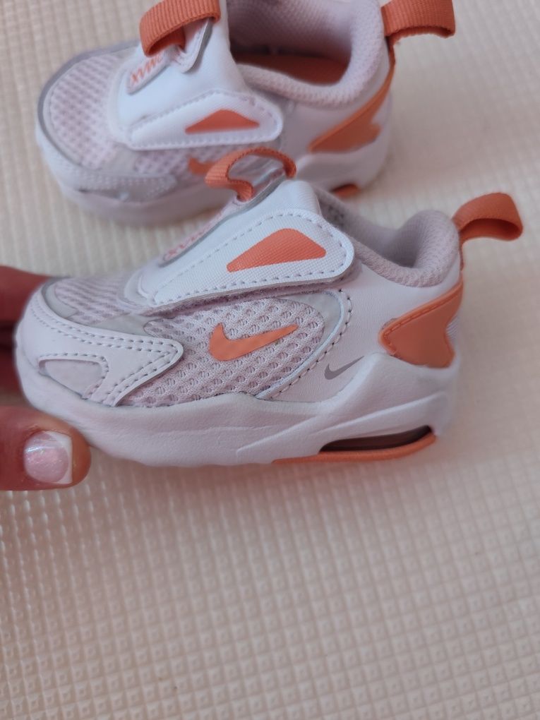 Бебешки обувки Nike air max