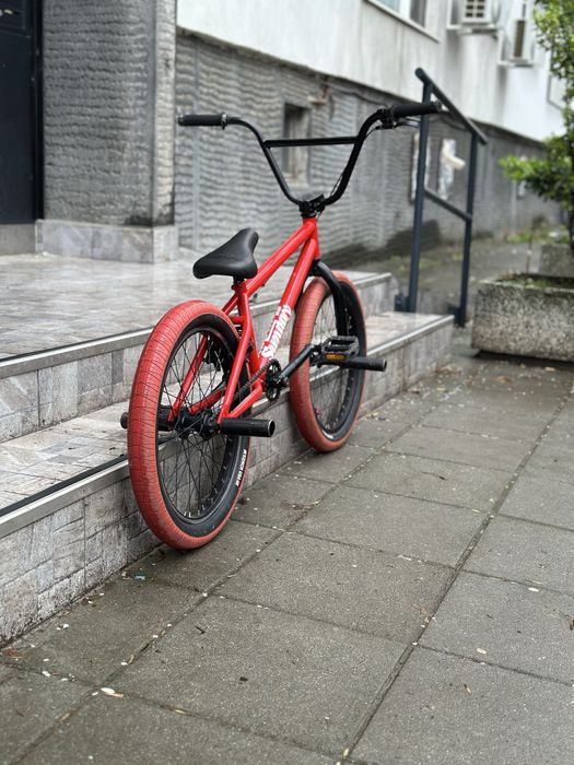 Продавам BMX Sunday