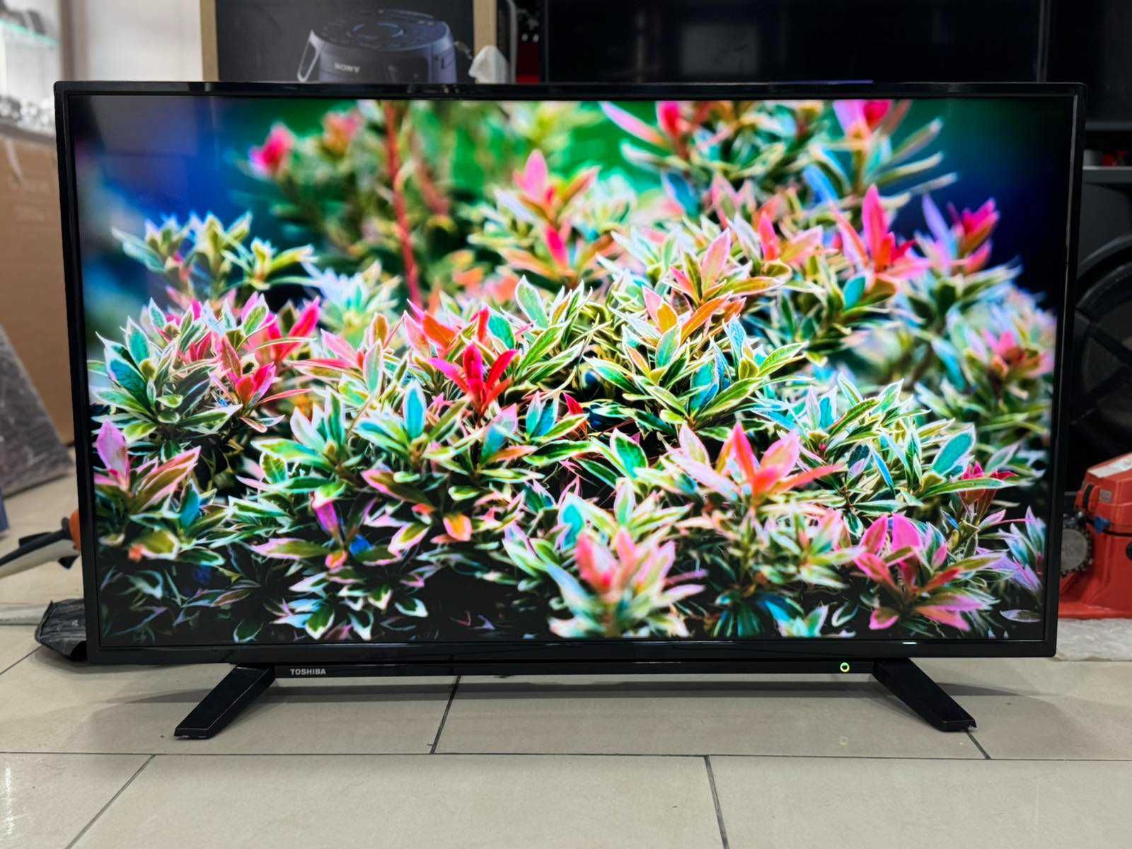 Телевизор Toshiba 43UA2063DG 4K Ultra HD Smart TV.