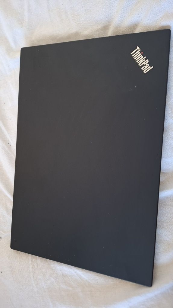 Laptop Ultrabook 2025 Full HD Lenovo i7 Gen 10 4.90GHz Bateria 3 Ore!