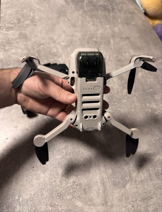 Dji mini se cu telecomanda